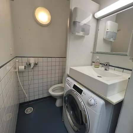 Hmi Smart Group 664 Hostal *