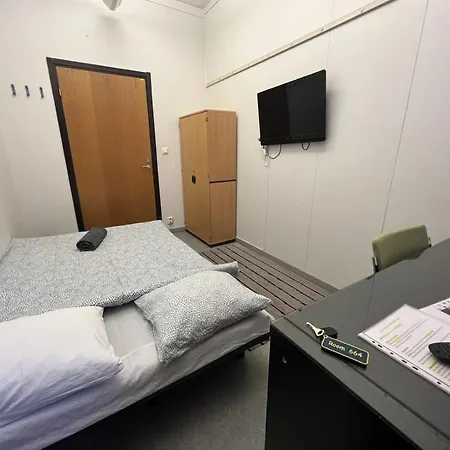 Hostal Hmi Smart Group 664 *